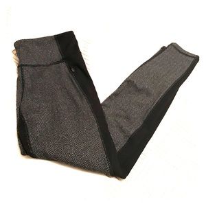 💥 Old Navy Go Active Herringbone Black Leggings S